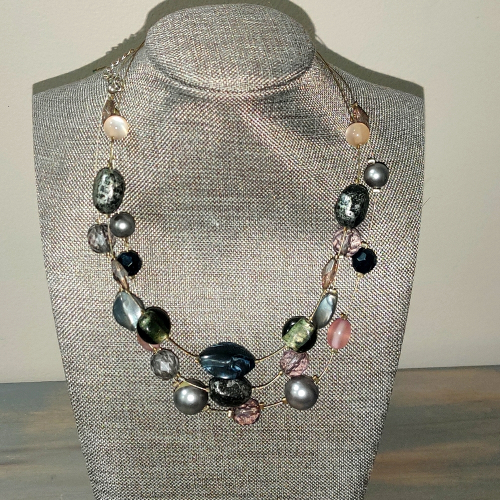 Three layer multicoloured stone necklace